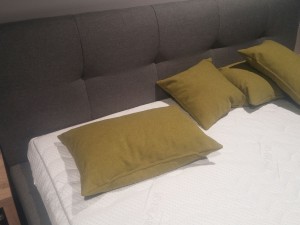 Boxspringbett Kopfteil mit Polsterung