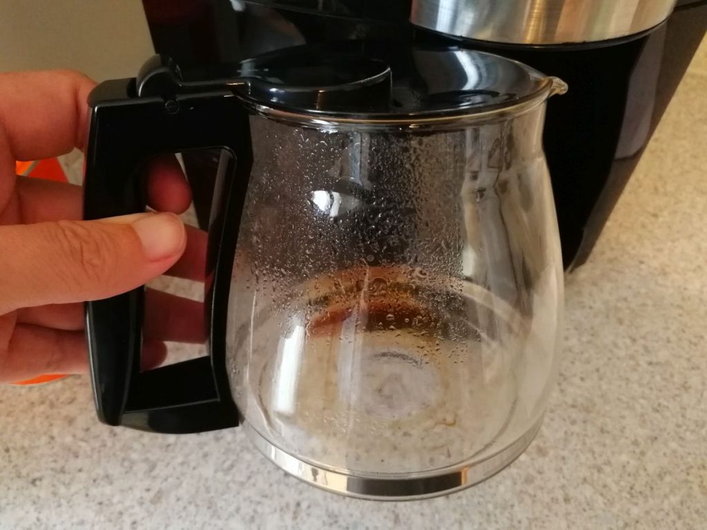 Glaskanne einer Filterkaffeemaschine