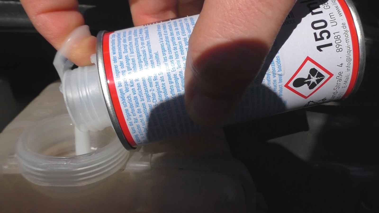 Kühler undicht? Kühlwasserverlust beim Auto beheben - Liqui Moly