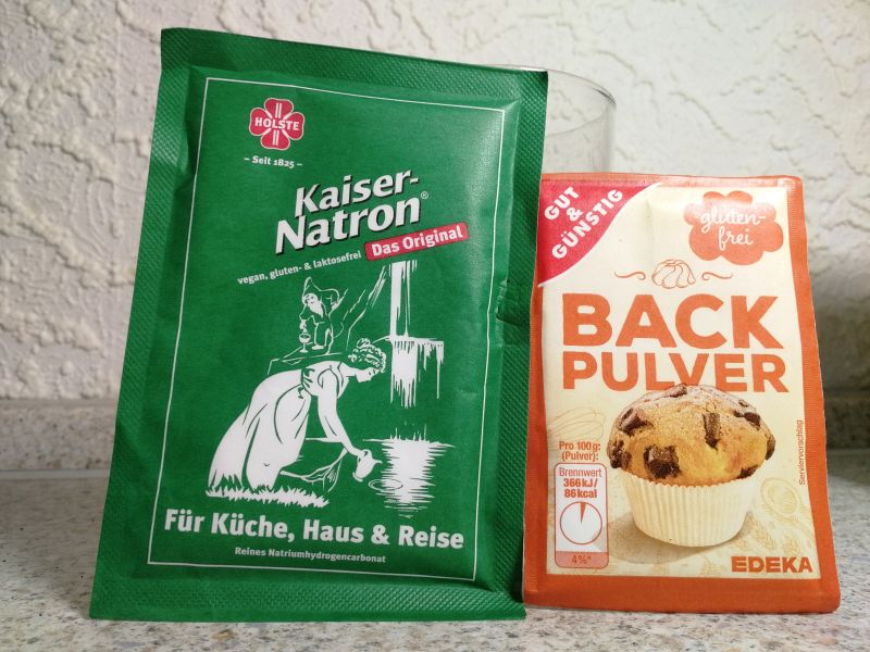 Backpulver und Natron Packung