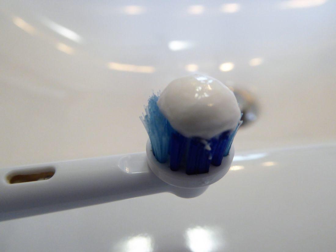 Oral-B Stages Power Kids- Elektrische Zahnbürste für Kinder motiviert zum Zähneputzen