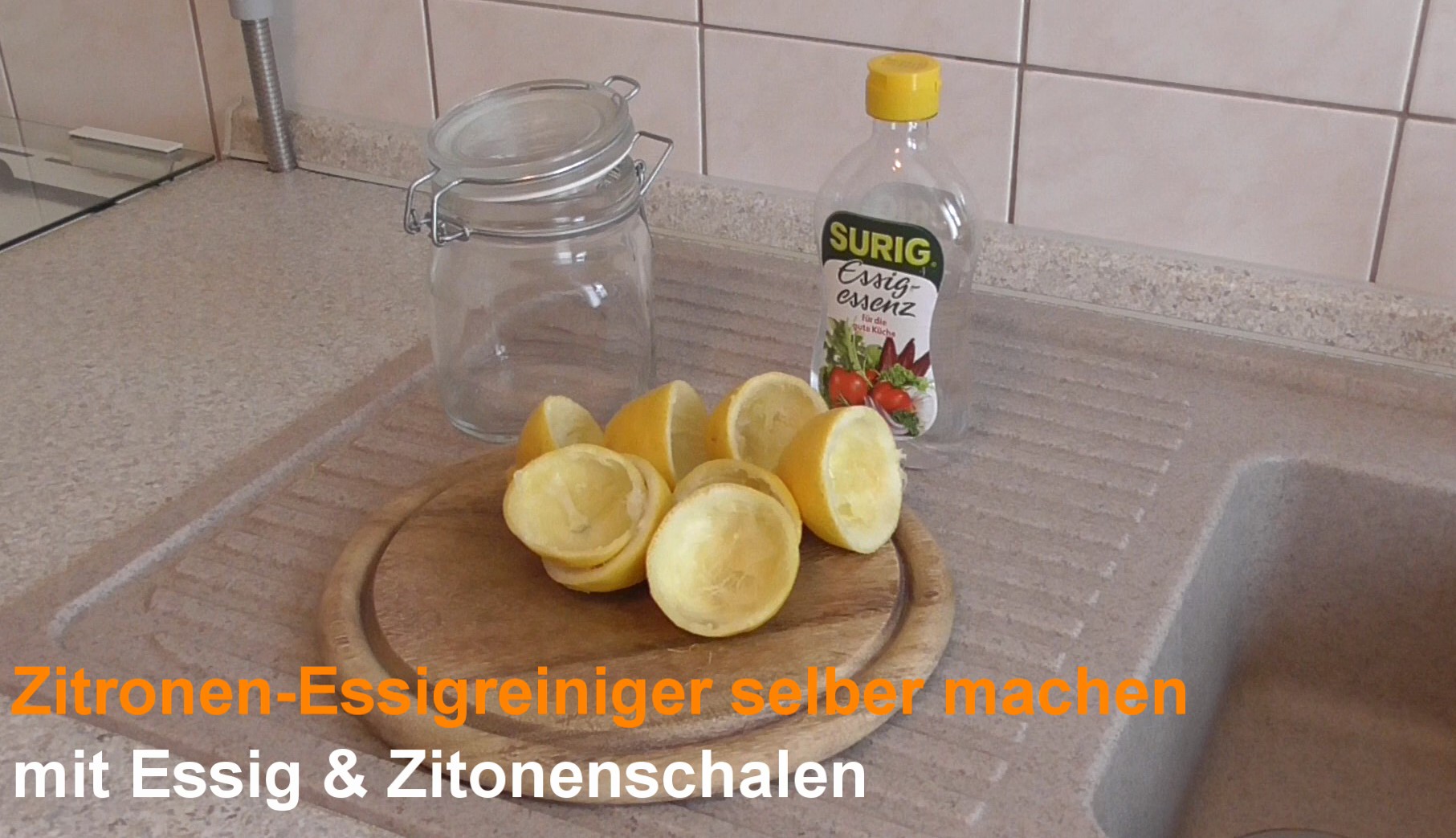 Zitronen-Essigreiniger selber machen - biologisches Hausmittel zum Putzen und reinigen